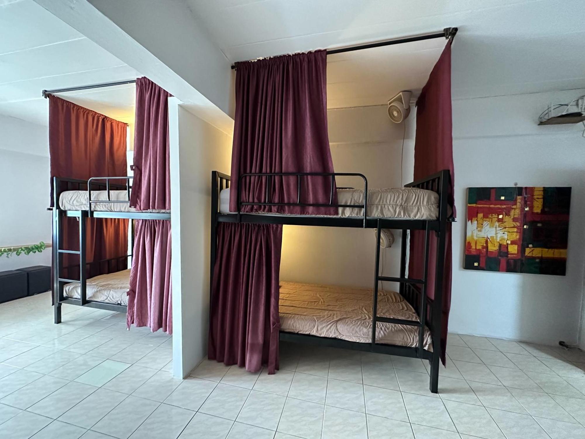 The Cabin Backpackers Hostel & Bar Chiang Mai Dış mekan fotoğraf